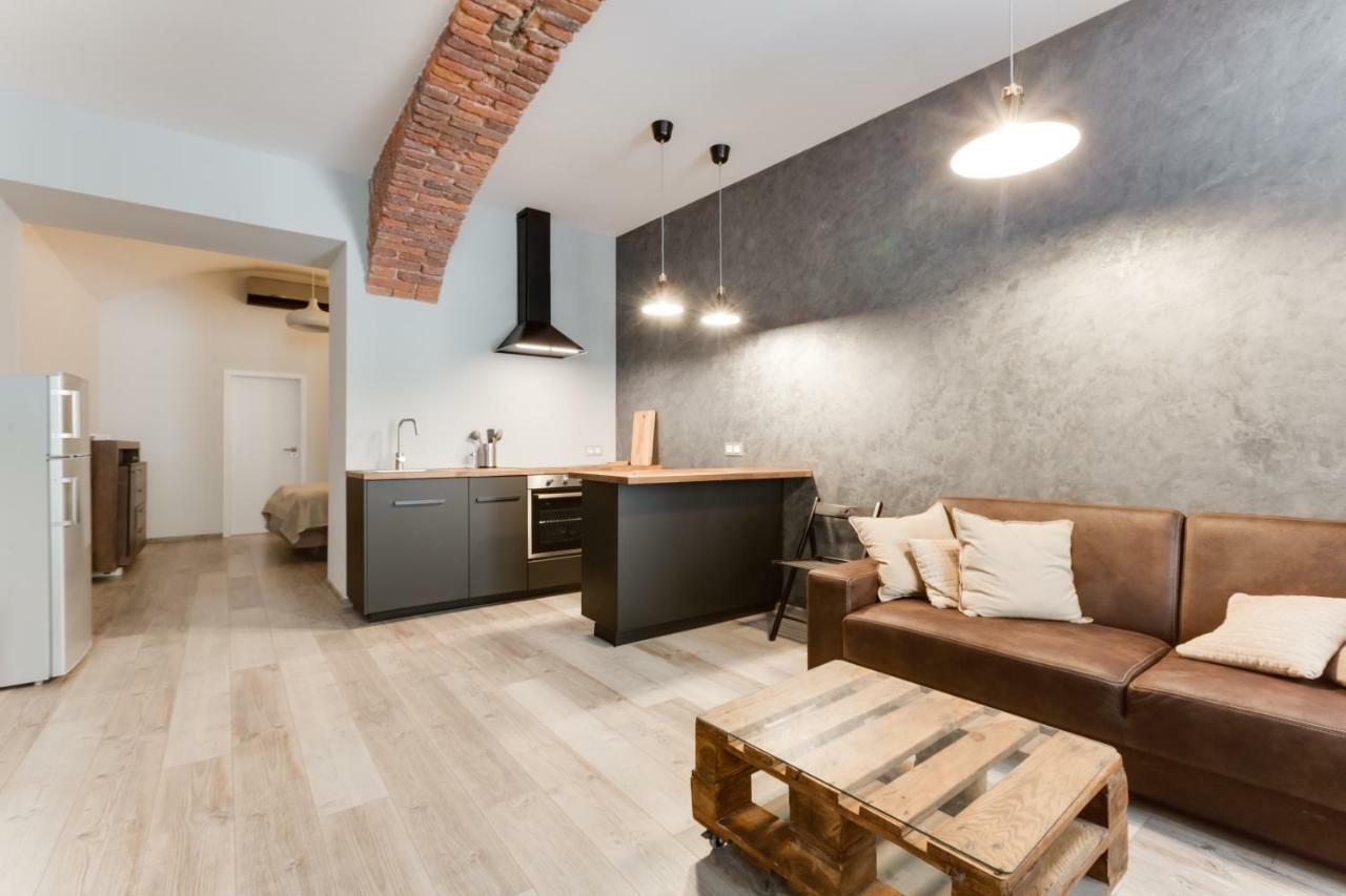 Lovely Apartments Heart Of Прага Екстериор снимка